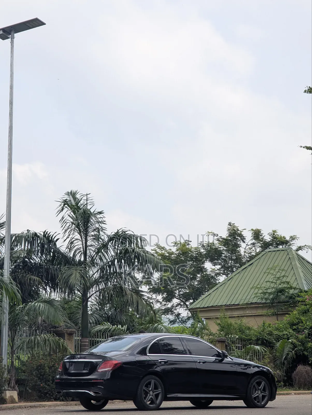 Mercedes-Benz E300 2016 Black