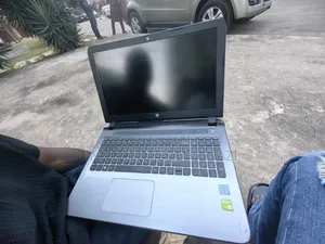 Laptop HP EliteBook 840 G5 8GB Intel Core i5 HDD+SSD 512GB