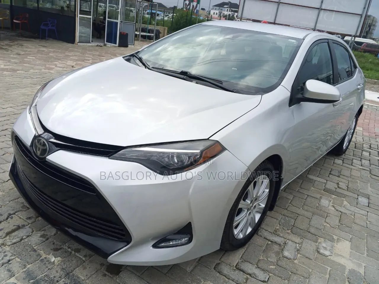 Toyota Corolla 2017 Silver