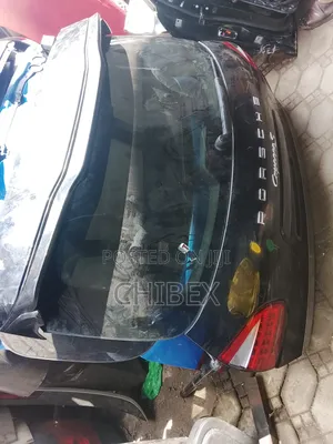 Both Porsche Cayenne 2013