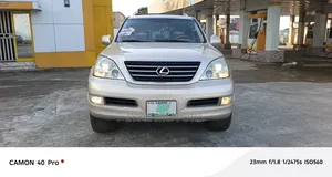 Lexus GX 470 2009 Gold