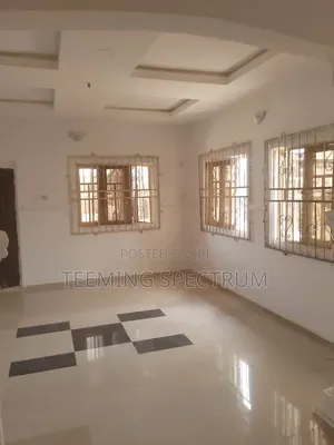 3bdrm Apartment in Benin City for rent