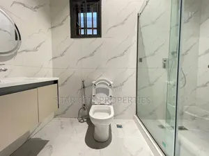 3bdrm Apartment in Ikeja Gra for rent