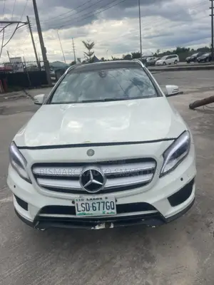 Mercedes-Benz GLA 250 2016 White