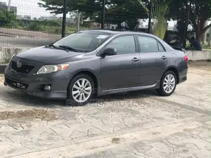 Toyota Corolla 2010 Gray