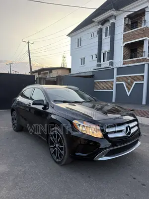Mercedes-Benz GLA 250 2017 Black