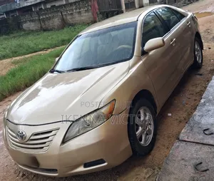 Toyota Camry 2.4 2008 Gold