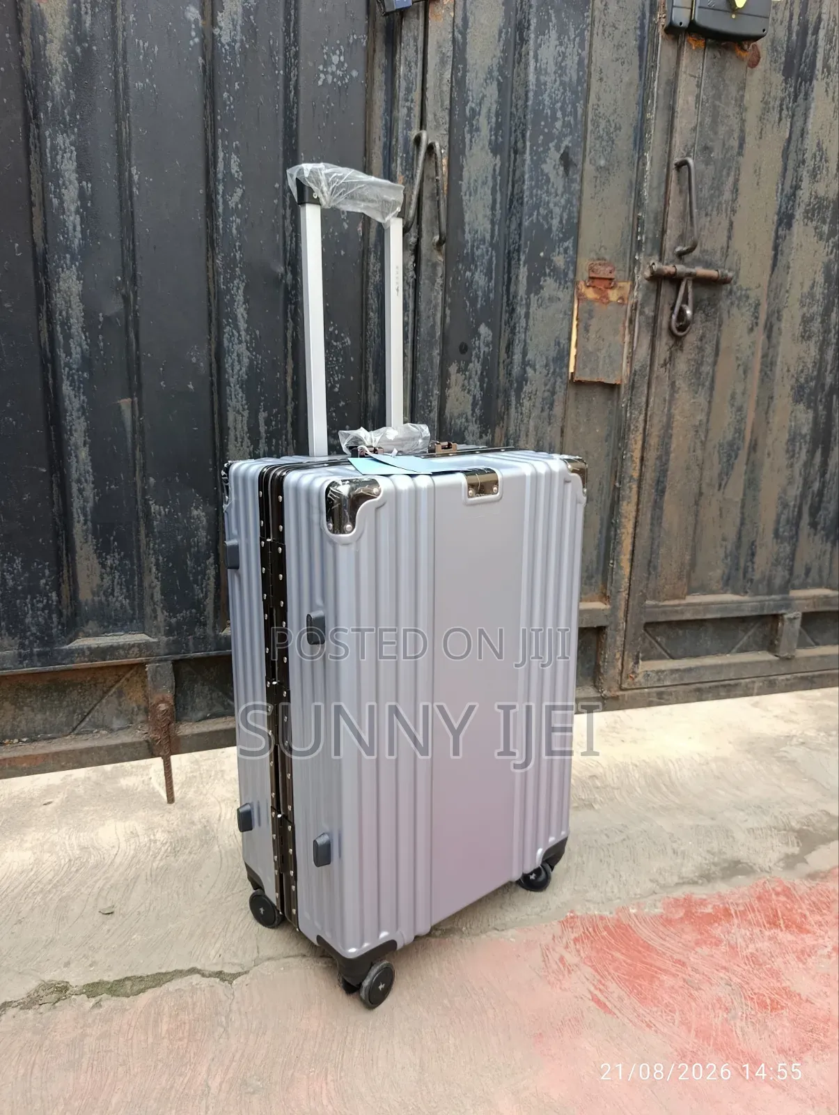 Luxury Aluminium Box Set Medium Size -24 Inches