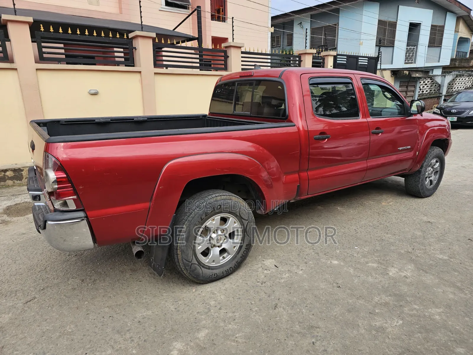 Toyota Tacoma 2014 Red