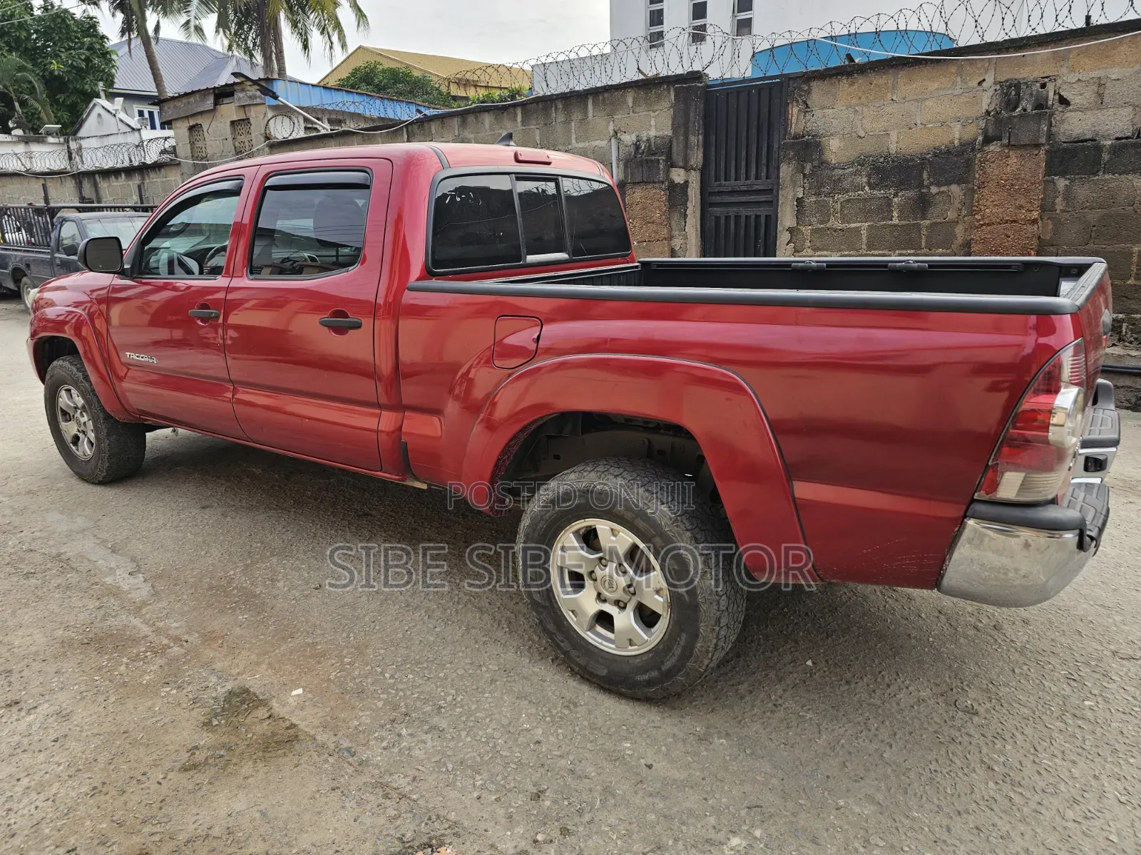 Toyota Tacoma 2014 Red