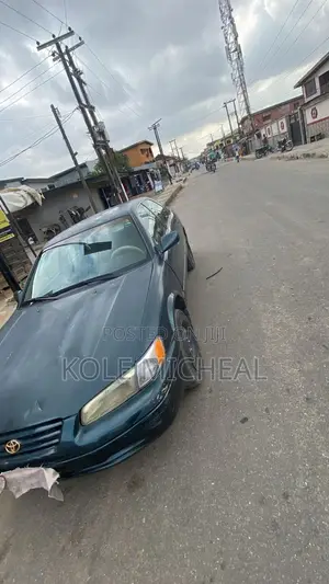 Toyota Camry 1999 Green