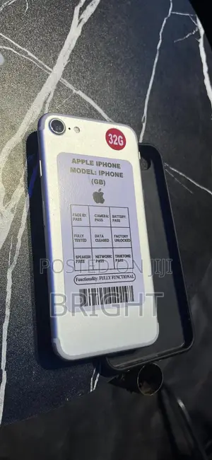 Apple iPhone 7 32 GB Silver