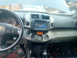 Toyota RAV4 3.5 Limited 2010 Green