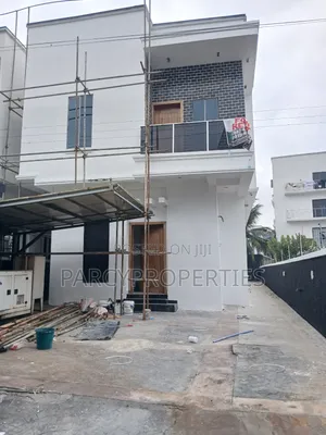 5bdrm Duplex in Hon Saheed Bankole, Ologolo for rent