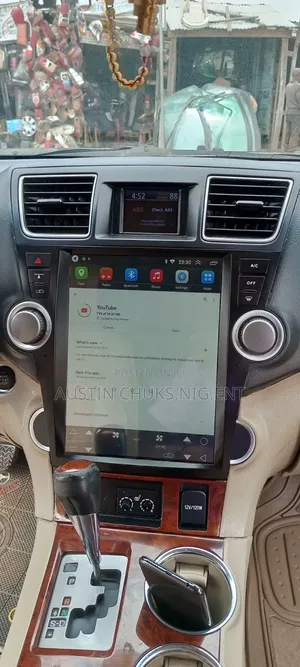 Toyota Highlander Android Tesla Headunit for (2008-2012) Model