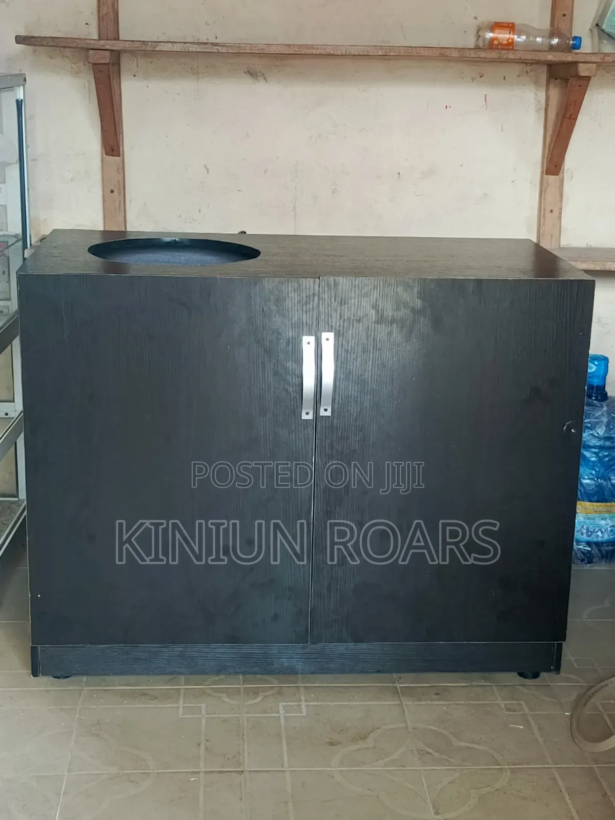 Luxury Kitchen Cabinet Full Compartment.