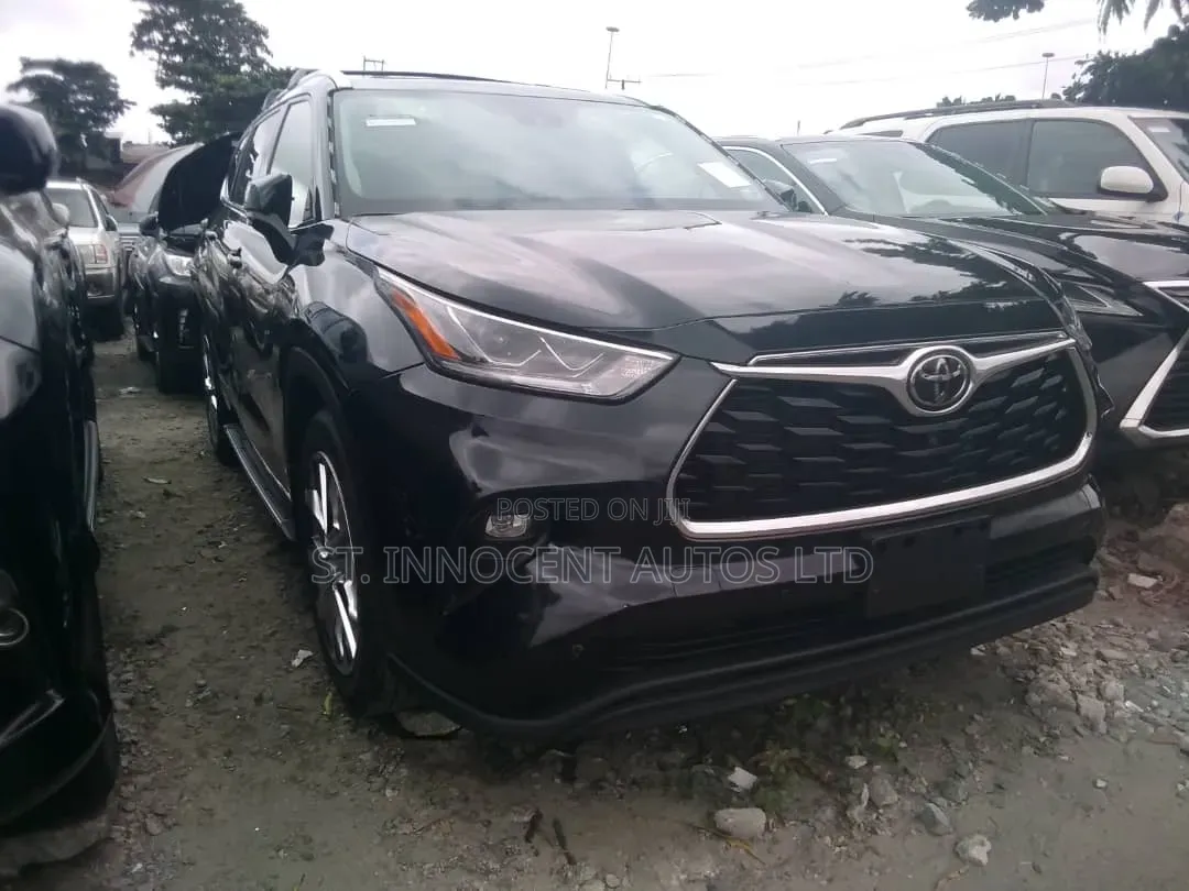 Toyota Highlander 2021 Black