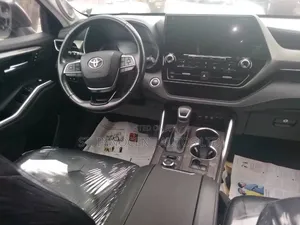 Toyota Highlander 2021 Black