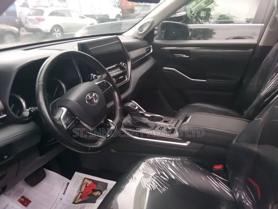 Toyota Highlander 2021 Black
