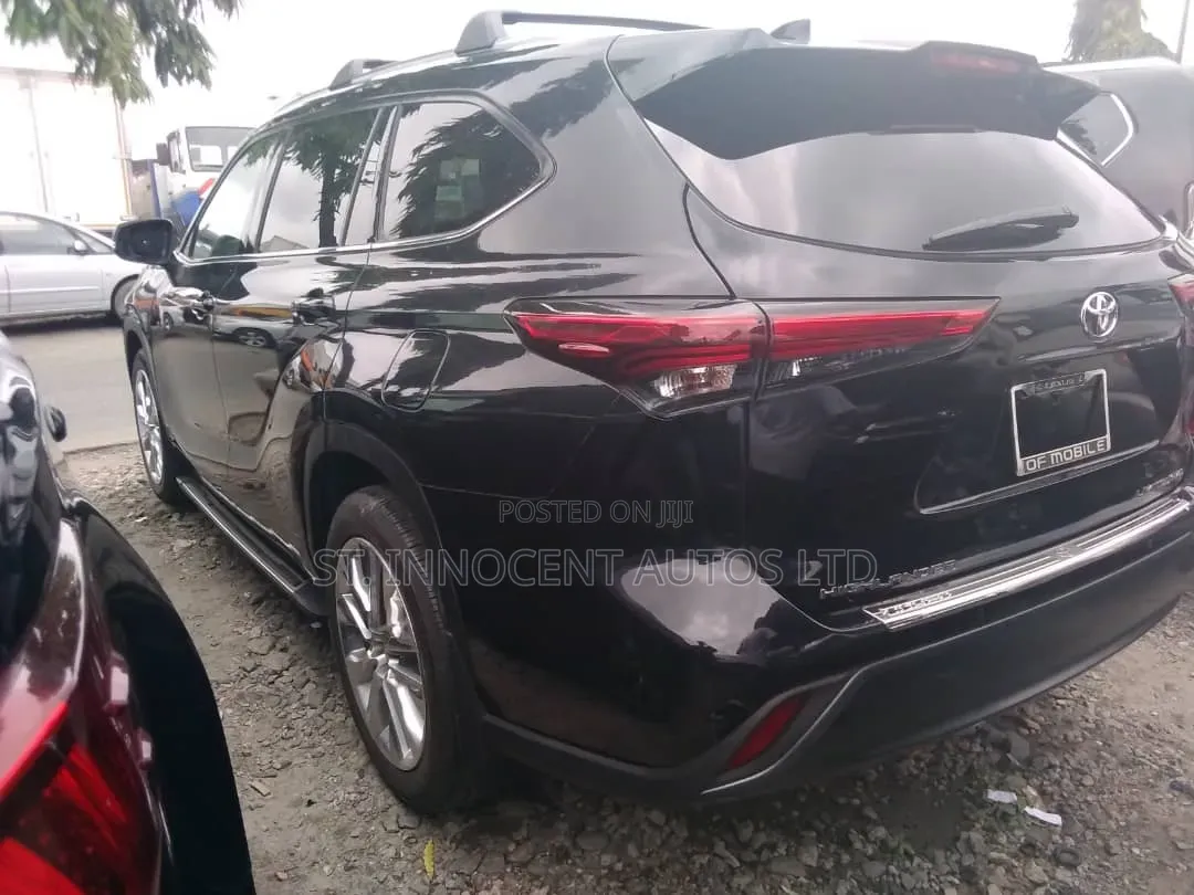 Toyota Highlander 2021 Black