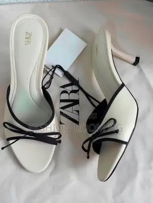 Zara Size 42 Shoe Available (Fully Boxed)
