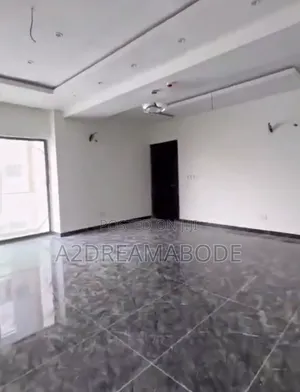 3bdrm Apartment in Yaba, Alagomeji for sale