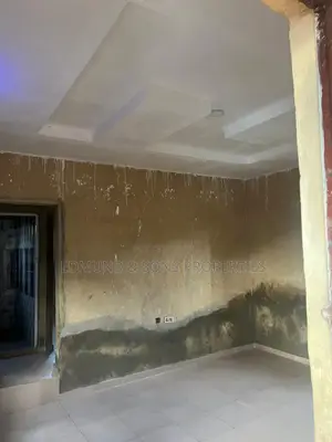 1bdrm Block of Flats in Adamo for rent