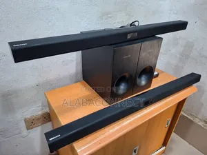 Samsung Airtrack Soundbar HW-J355 With Its Woofer
