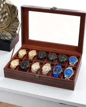 12 Slot Wristwatch Box (Brown)