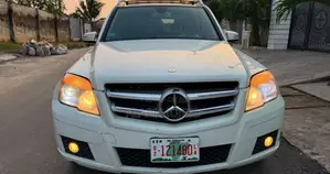 Mercedes-Benz GLK-Class 350 4MATIC 2010 White