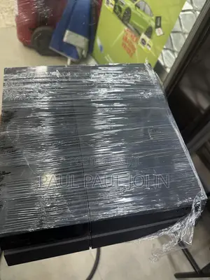 PS4 Console
