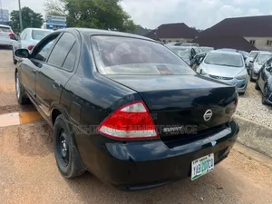 Nissan Sunny 2006 Black