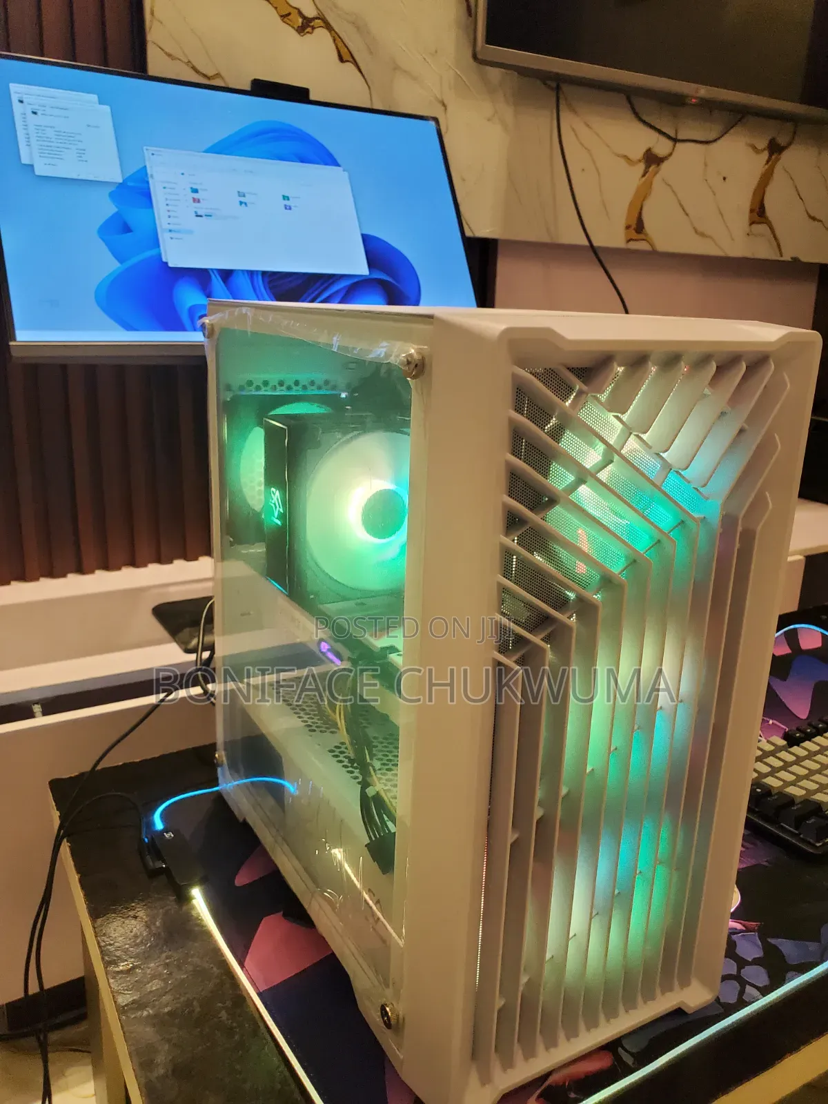 New Desktop Computer 32GB AMD Ryzen 7 SSD 1T