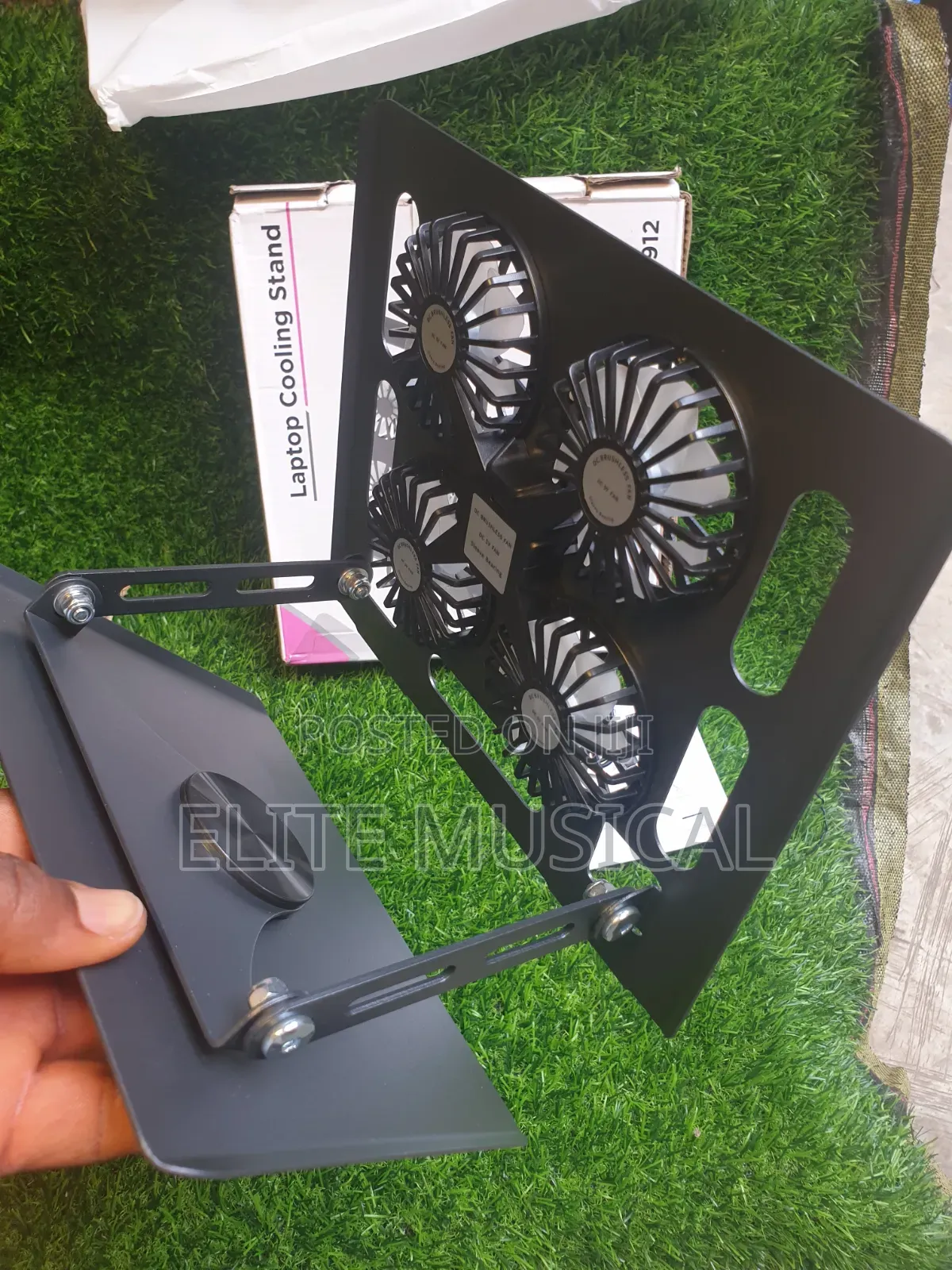 Laptop Cooling StandYL-912 .4 Fans