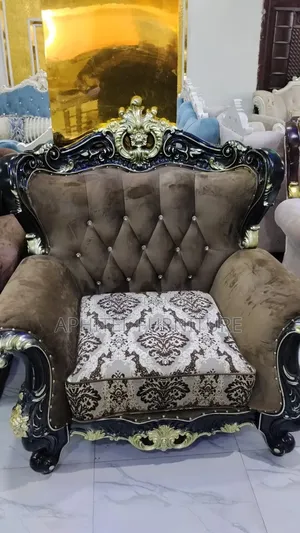 Executive Royal Sofa D001