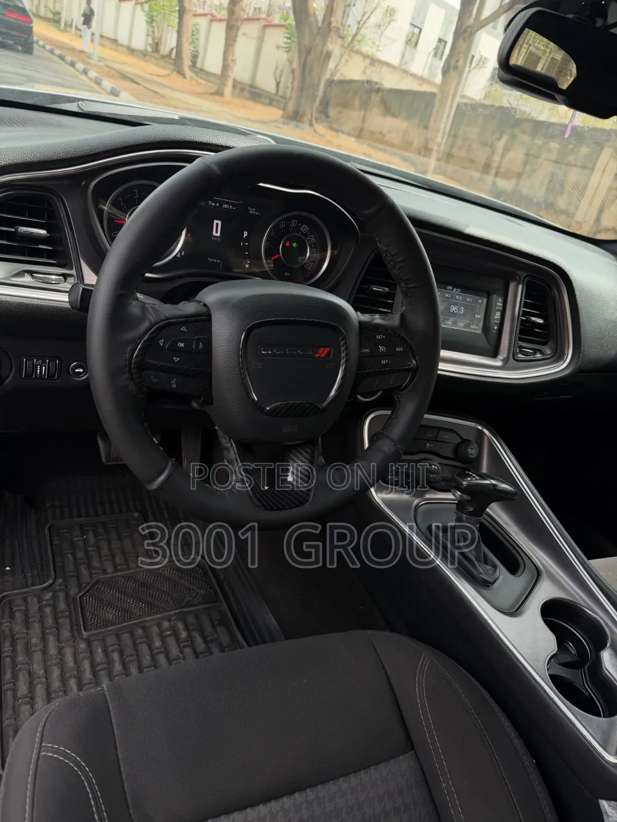 Dodge Challenger 2015 Silver