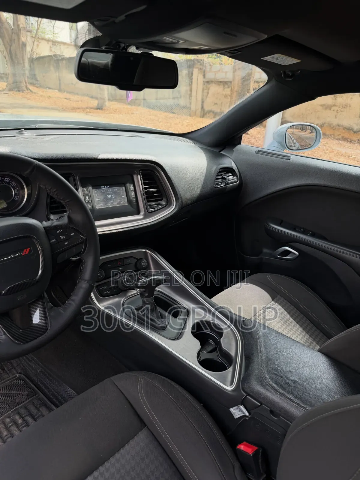 Dodge Challenger 2015 Silver