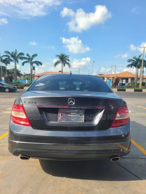 Mercedes-Benz C300 2009 Gray