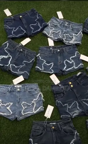 Ladies Bumshort and Other Thrifted Wears