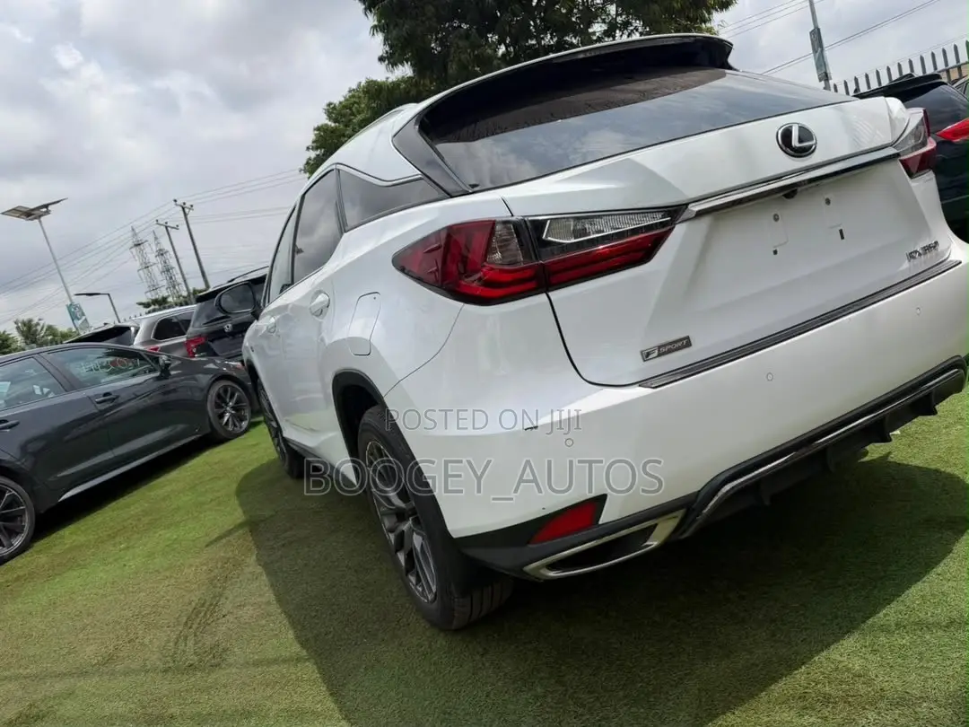 Lexus RX 2022 White
