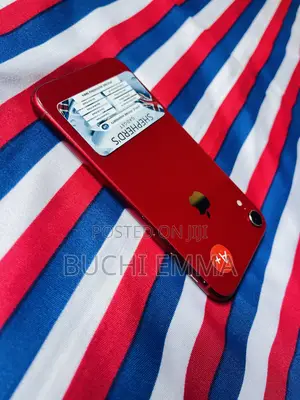 Apple iPhone XR 64 GB Red