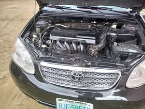 Toyota Corolla 2004 Black