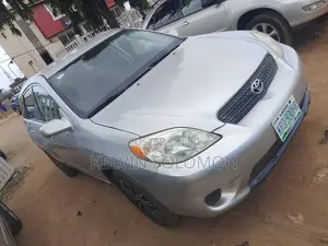 Toyota Matrix XR Hatchback AWD (1.8L 4cyl 4A) 2006 Silver
