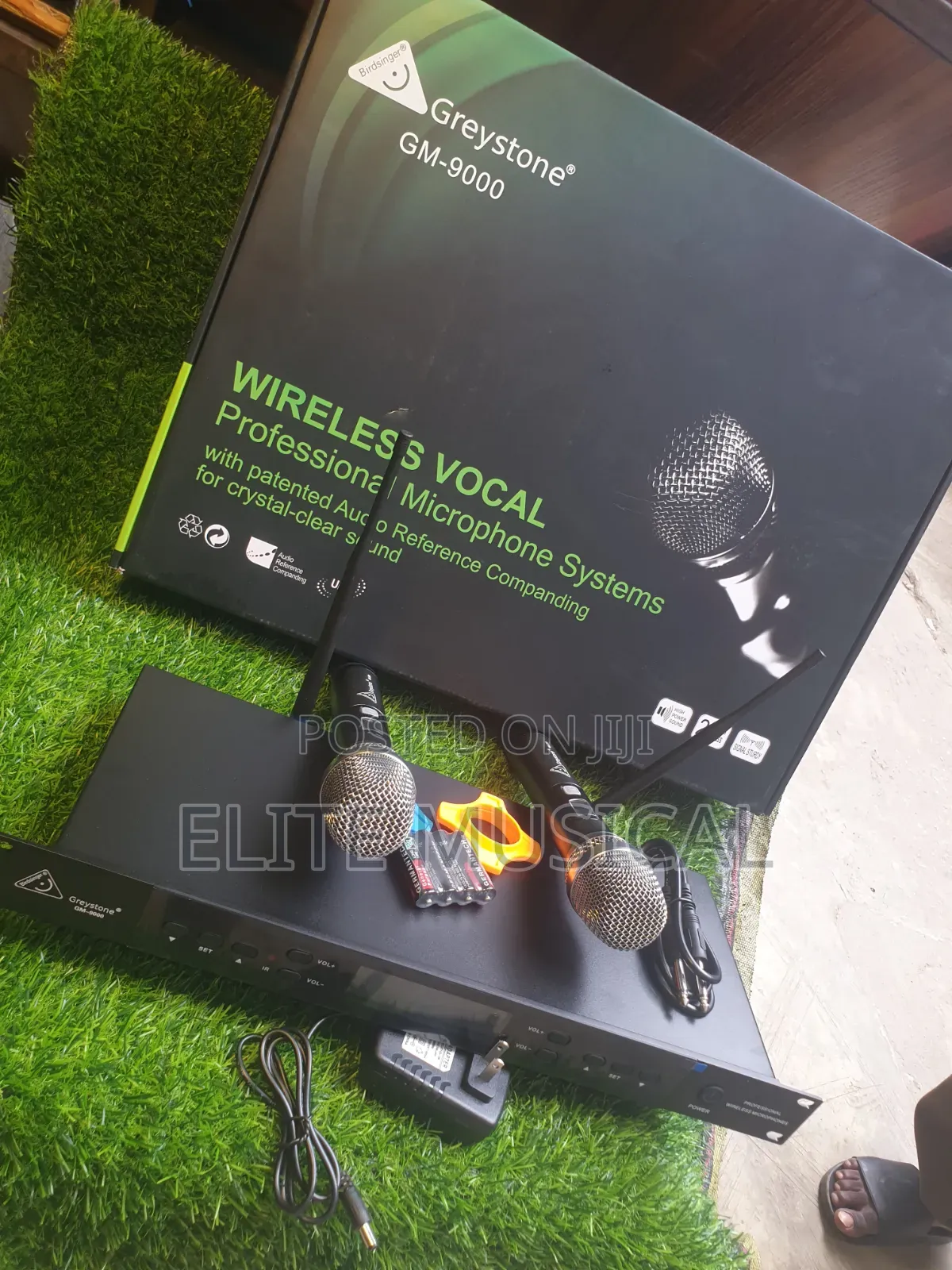 Greystone GM 9000 Wireless Microphone