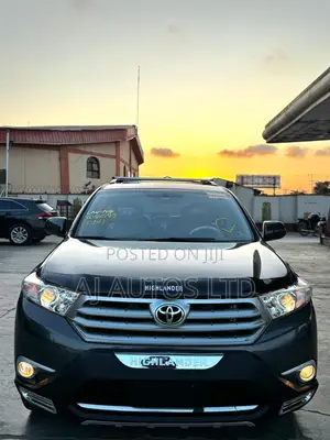 Toyota Highlander Limited 3.5l 4WD 2013 Gray