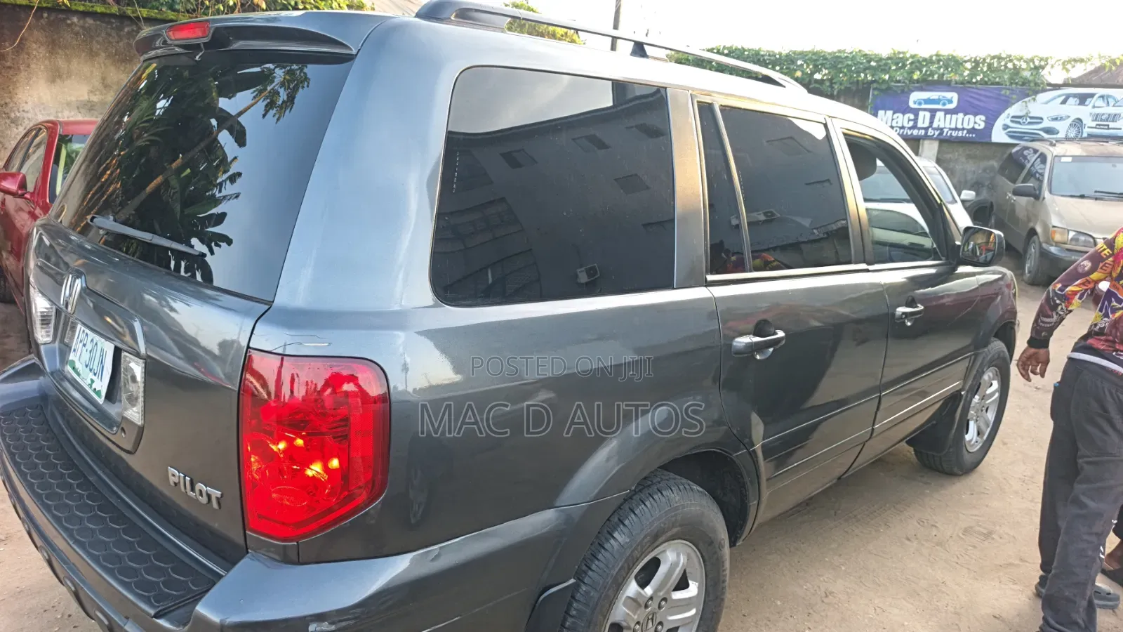 Honda Pilot 2004 Blue