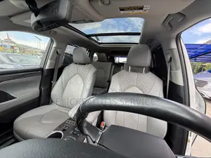 Toyota Highlander Platinum 2022 White