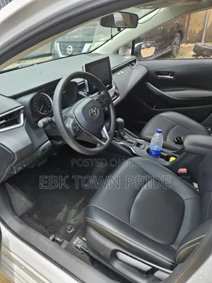 Toyota Corolla 2021 White