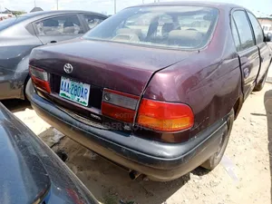 Toyota Carina E 1998 Red