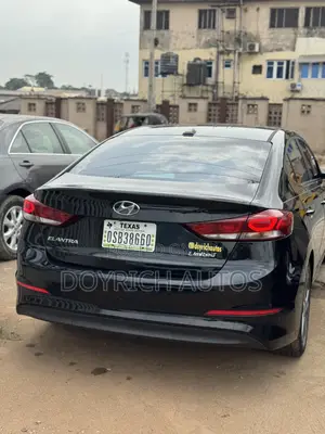 Hyundai Elantra Limited Sedan FWD (2.0L 4cyl 6A) 2017 Black